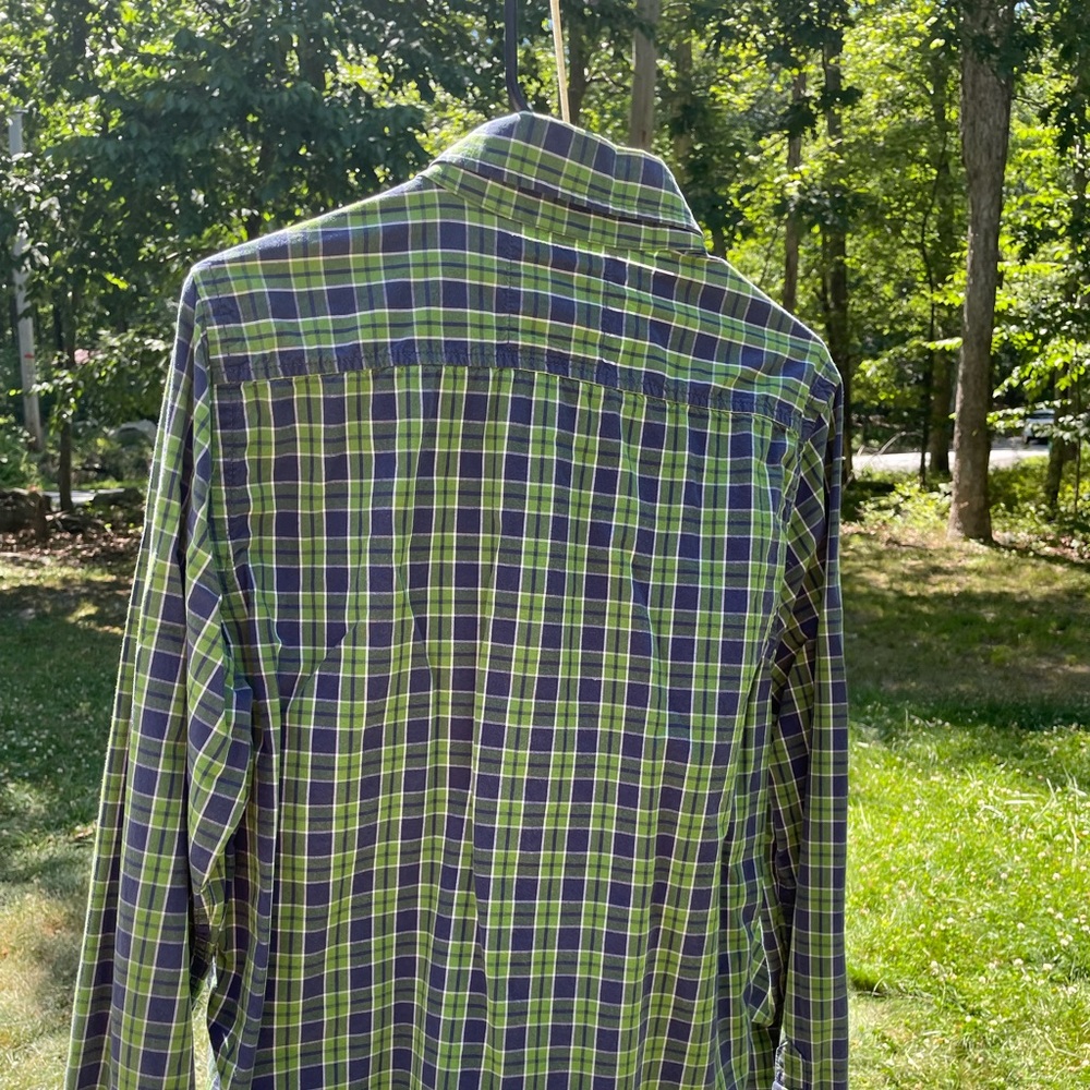 Hollister Mens plaid button down shirt - Picture 7 of 9